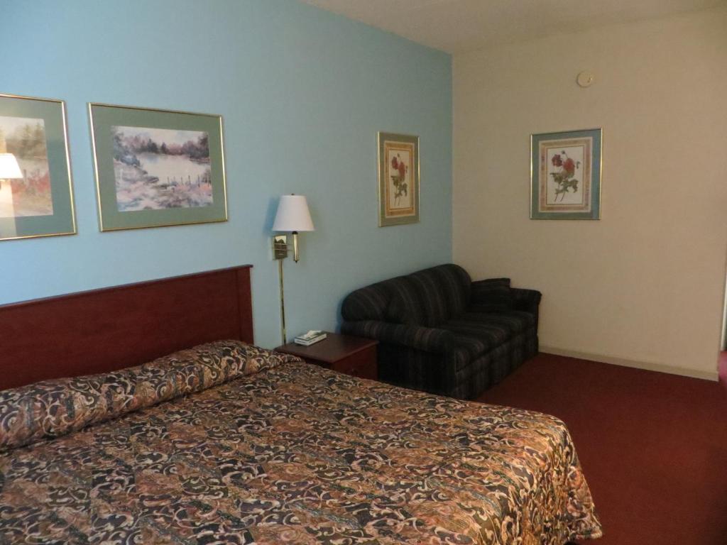 Super 8 By Wyndham Knoxville Downtown Area Екстер'єр фото